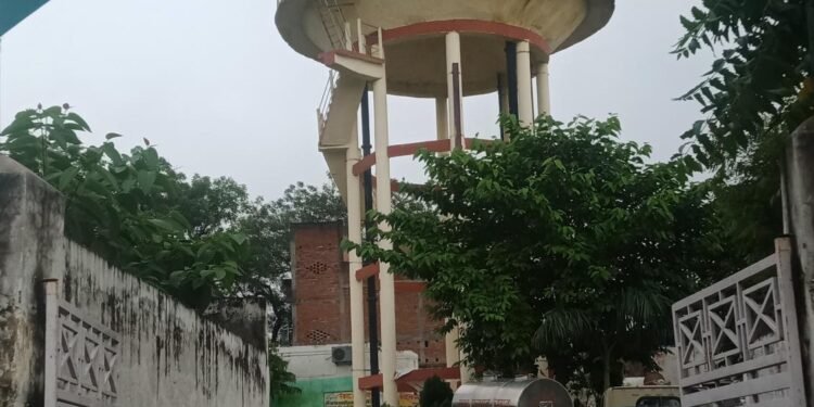 कौशांबी नगर पंचायत चायल अधिशासी अधिकारी दिनेश सिंह द्वारा दुर्व्यवहार मीडिया प्रति