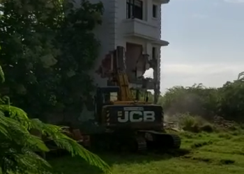 मुख्तार अंसारी के डालीबाग स्थित आवास पर LDA का धावा