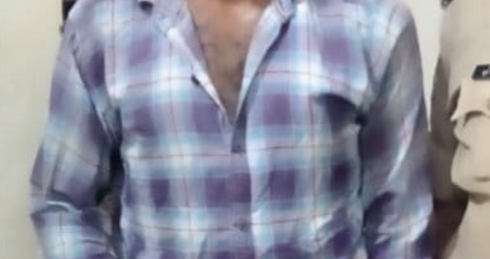 मुकदमों में वांछित अभियुक्त अवैध शस्त्र/कार0 के साथ गिरफ्तार!