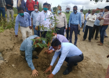 पशुधन प्रमुख सचिव ने निर्माणाधीन गौशाला व अस्थाई गौशाला का किया औचक निरीक्षण-