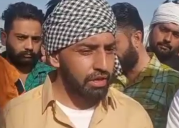 आज श्री मुक्तसर साहिब में देर श्याम किसानों के के धरने में पहुंचे पंजाब