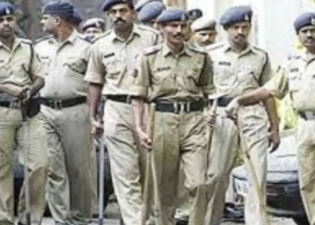 यूपी के 50 से अधिक उम्र के पुलिसकर्मियों को सेवानिवृत्त करने की तैयारी, सभी जिलों में भेजा गया रिमांडर