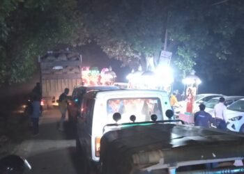 शादी ने बजाया चायल ट्रैफिक का बाजा, घंटों लगा जाम
