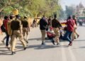 इलाहाबाद विश्वविद्यालय नए किसान बिल का विरोध करते हुए.