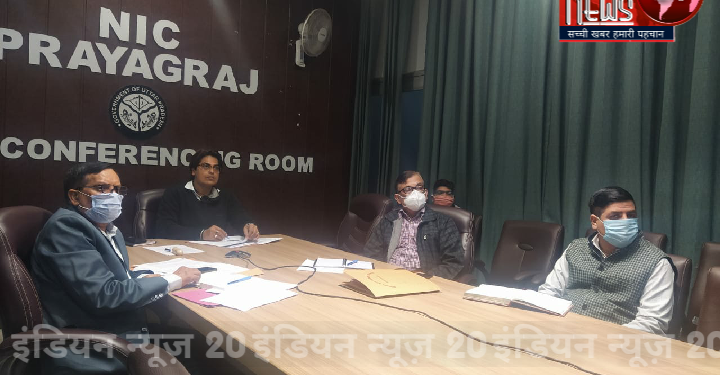 मण्डलायुक्त एवं आईजी ने रविवार को देर रात शहर में बनाये गये रैन बसेरों एवं अलाव की व्यवस्थाओं का लिया जायजा.