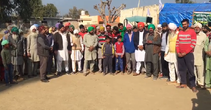 किसानों के हौसले हैं बुलंद और सरकार की धमकियों से नहीं डरने वाले