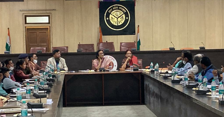 सांसद इलाहाबाद की अध्यक्षता में ’’सड़क सुरक्षा के लिए संसदीय क्षेत्र समिति’’ की बैठक सम्पन्न