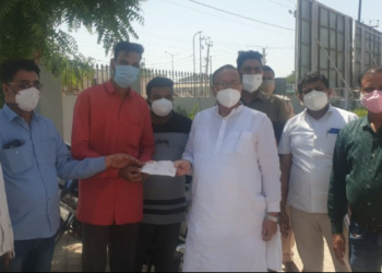 स्पाइनल मस्कुलर एंट्रोफी नामक जटिल बीमारी से ग्रसित बीकानेर की लाडो नूरफातिमा के लिये राठौड़ आयरन(देशनोक)द्वारा इंजेक्शन हेतु दी गई मदद।