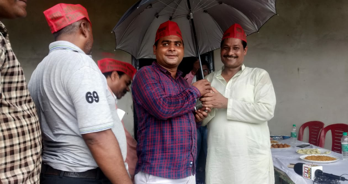 समाजवादी पार्टी के 2022 भावी प्रत्याशी राकेश सिंह पटेल द्वारा की गई बैठक.