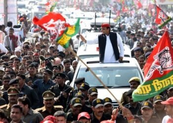 समाजवादी पार्टी कौशांबी के कुछ नेता ने अपने निजी स्वार्थ के कारण पार्टी प्रत्याशी का पर्चा दाखिल नहीं किया.