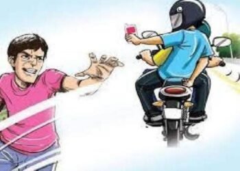 मोबाइल चोरों का कहर.