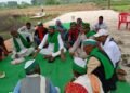 भारती किसान यूनियन संगठन अराजनैतिक पार्टी द्वारा की गई बैठक जिसमें सैकड़ों से ज्यादा लोग ने भाग लिया.