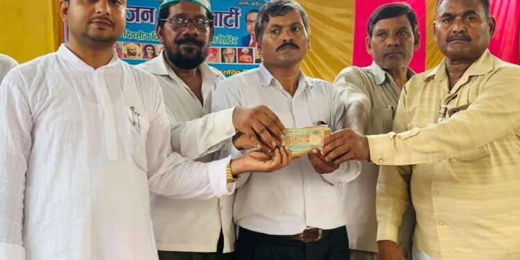 बहुजन मुक्ति पार्टी कौशांबी काशी गेस्ट हाउस ब्लाक नेवादा में एक दिवसीय विधानसभा शिक्षण शिविर का आयोजन किया गया.