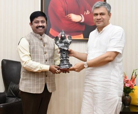 रेलवे ने शुरू की प्रयागराज महाकुंभ की तैयारियां |नंद गोपाल ‘नंदी’