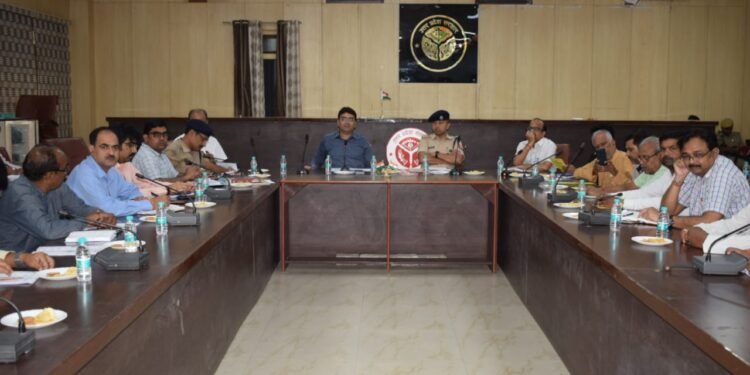 जिलाधिकारी की अध्यक्षता में दधिकांदों मेला की तैयारियों के सम्बंध में बैठक सम्पन्न