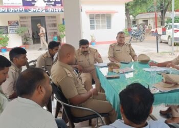 सब इंस्पेक्टर चंद्रभूषण मौर्य ने करारी थाने का पदभार किया ग्रहण