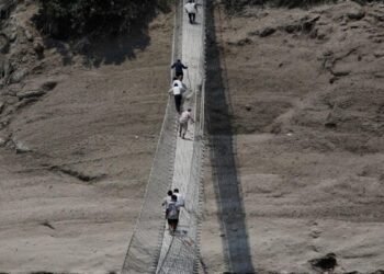 चीन ने मझधार में छोड़ा तो भारत के पास आया नेपाल