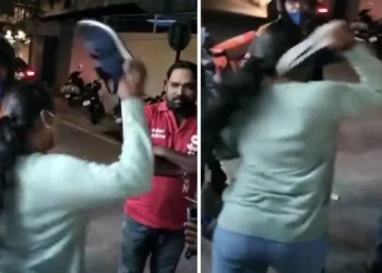 डिलीवरी बॉय पर महिला ने चलाया जूता