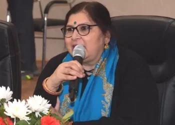 विवादित बयान पर बवाल के बाद बिहार की महिला IAS अधिकारी ने जताया खेद