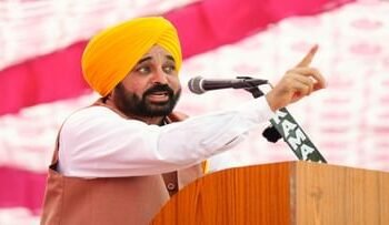 मान सरकार को विशेष सत्र बुलाने की नहीं मिली मंजूरी, केजरीवाल बोले- खत्म है लोकतंत्र