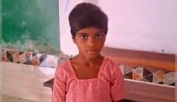18 घंटे भूखे-प्यासे क्लासरूम में बंद चीखती रही 7 साल की बच्ची, अगले दिन हुई आजाद तो…