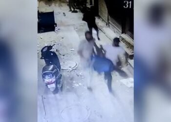 4 करोड़ की ज्वैलरी लूटने वाले 100 रुपये के पेटीएम के चक्कर में दबोचे गए, जानें पूरा मामला