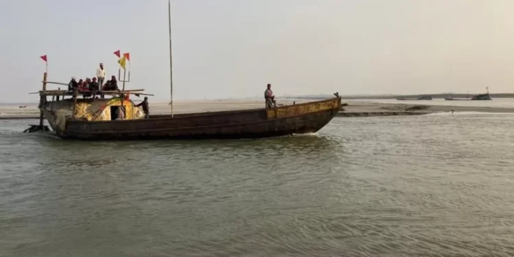 बिहार: सोन के दियारा में ‘पीले सोने’ पर संघर्ष, वर्चस्व की लड़ाई या कुछ और है मामला?