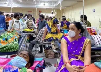 दिल्ली में डेंगू के अटैक से केजरीवाल सरकार हुई अलर्ट, अस्पतालों में मरीजों के लिए 10-15 फीसदी बेड रिजर्व