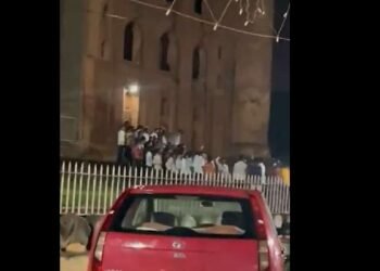 Karnataka News: दशहरे पर कर्नाटक के मदरसे में घुसी भीड़, पूजा की और लगाए जय श्री राम के नारे