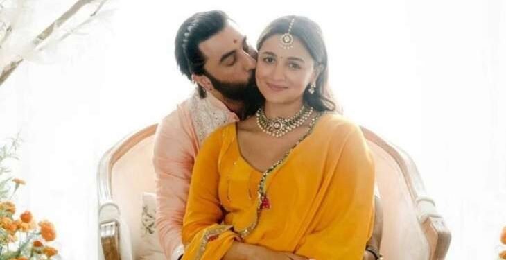 आलिया ने बेटी को जन्म दिया:कपल ने कहा- यह जिंदगी की सबसे अच्छी खबर.￼￼