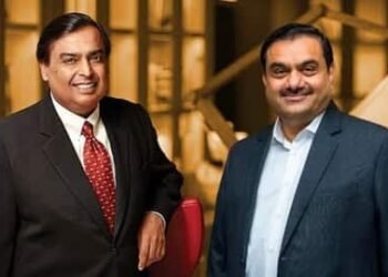 मुकेश अंबानी से आधी भी नहीं बची गौतम अडानी की संपत्ति, हिंडनबर्ग की लगी ऐसी नजर!