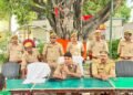 बुधवार को सराय अकिल थाना परिसर में बैठक का आयोजन