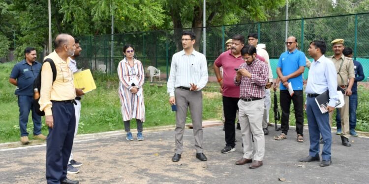 प्रयागराज स्मार्ट सिटी लिमिटेड द्वारा कराए जा रहे कार्यों