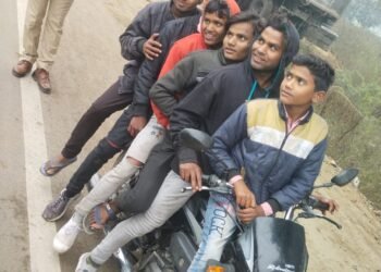 चित्रकूट — यातायात नियमों का पालन करने के लिए यूपी