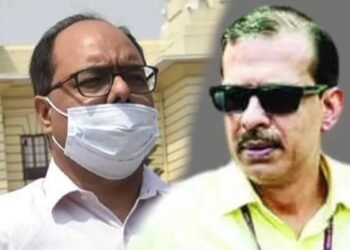 बिहार में दो IAS के बीच नहीं थम रही जंग :