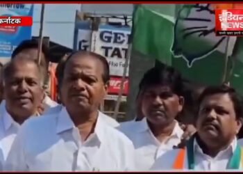 कांग्रेस ने केंद्र के खिलाफ किया प्रदर्शन