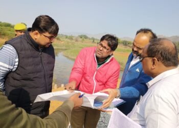 जिलाधिकारी श्री अभिषेक आनन्द ने आज देवांगना घाटी|