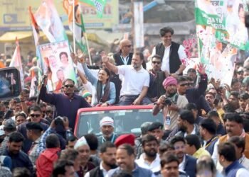 Rahul Gandhi: राहुल गांधी हाजिर हों… सुल्तानपुर कोर्ट में कल पेश होंगे कांग्रेस सांसद; सबूत मिले तो बढ़ सकती हैं मुश्किलें