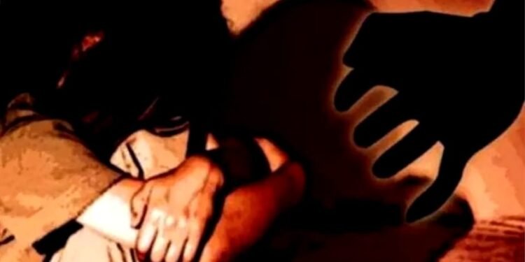 पीड़ित शिक्षिका महिला ने एसपी को मेल कर स्कूल प्रशासन पर लगाए गंभीर आरोप ।