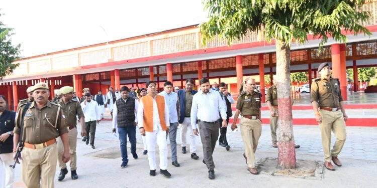 डीएम,एसपी चित्रकूट द्वारा महाशिवरात्रि एवं राष्ट्रीय रामायण