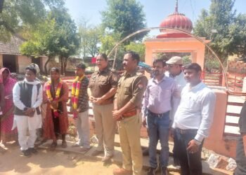 चित्रकूट ब्रेकिंग — थाने में प्रेमी जोड़े की शादी बनी चर्चा