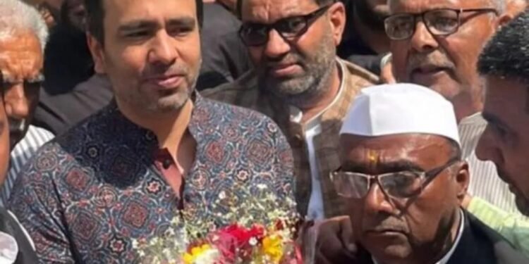 Lok Sabha Election 2024: 40 साल तक कांग्रेस में रहे इस नेता ने थामा RLD का दामन, जयंत चौधरी रहे मौजूद