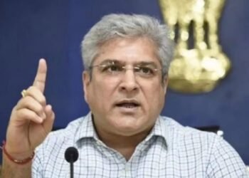 घोटाले में केजरीवाल सरकार के एक और मंत्री पर ED का शिकंजा, कैलाश गहलोत को पूछताछ के लिए बुलाया