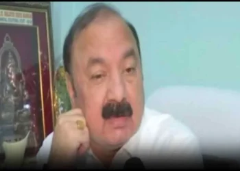 अमेठी में BJP को झटका; कांग्रेस के KL शर्मा कौन? जो स्मृति ईरानी को दे रहे करारी शिकस्त