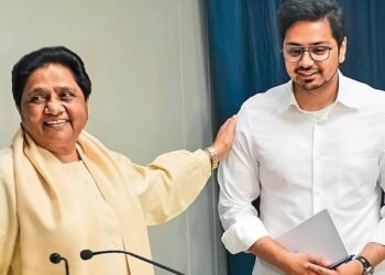 UP: बसपा में फिर तेज हुई आकाश आनंद की वापसी की मांग