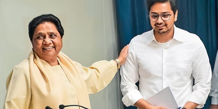 UP: बसपा में फिर तेज हुई आकाश आनंद की वापसी की मांग