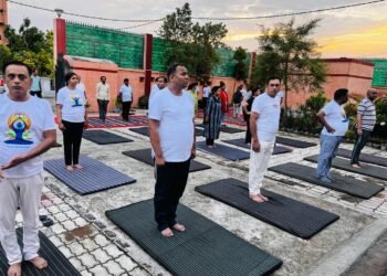 अंतर्राष्ट्रीय योग दिवस के अवसर पर माननीय जनपद न्यायाधीश