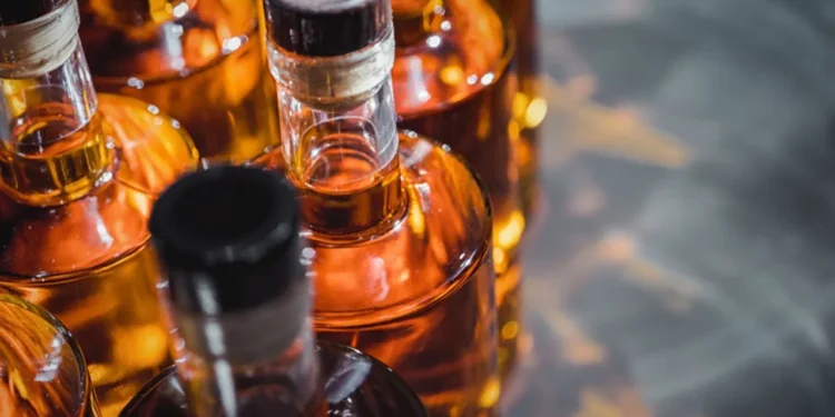 उत्तर प्रदेश में प्रवर्तन एजेन्सियों व उड़नदस्तों द्वारा अवैध शराब, नकदीआदि की जब्ती संबंधी निर्देशों का किया जा रहा कड़ाई से अनुपालन