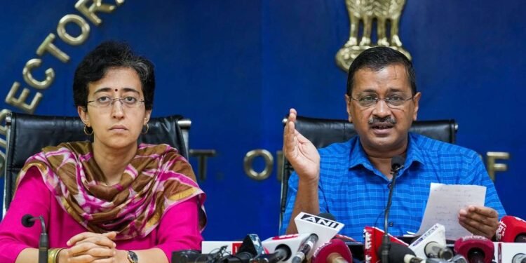 आतिशी सीएम, केजरीवाल मुद्दा बन गए! बीजेपी देखती रह गई? समझाएंगे संजीव त्रिवेदी