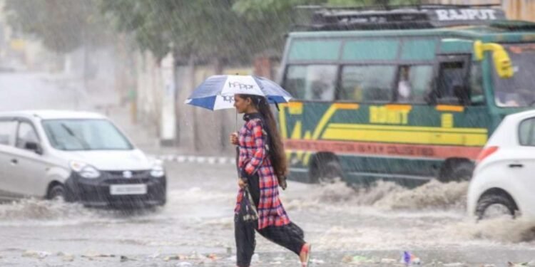 UP-Bihar में बारिश की चेतावनी! इन जगहों पर झमाझम बरसेंगे बादल;